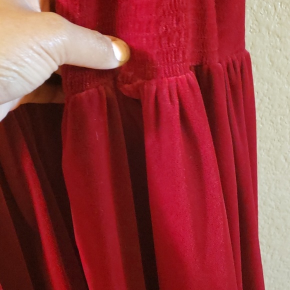 Velvet dream dress - Picture 6 of 8